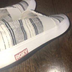 roxy jasper slip on